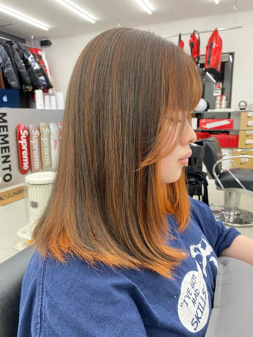 カラー MEMENTO YUZUのヘアスタイル