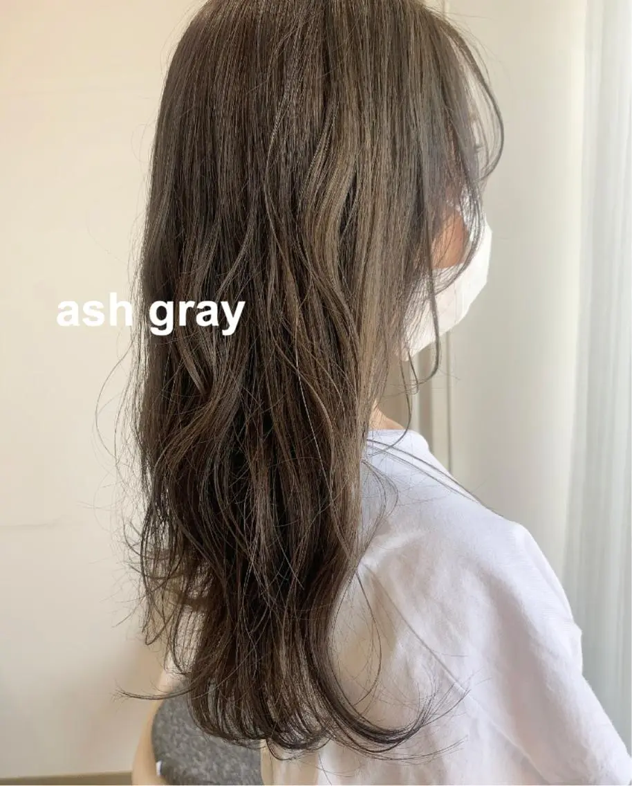 ロング カラー アッシュ レイヤーカット kitagawa mayuのヘアスタイル