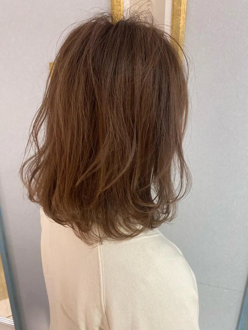 ミディアム カラー ベージュカラー 透明感カラー ラベンダーカラー ラベンダーベージュ ショート、ボブの達人 東康介✨のヘアスタイル