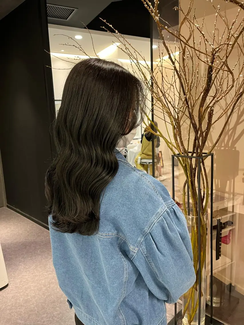 ロング ヘアカラー トリートメント 中原 優美のヘアスタイル