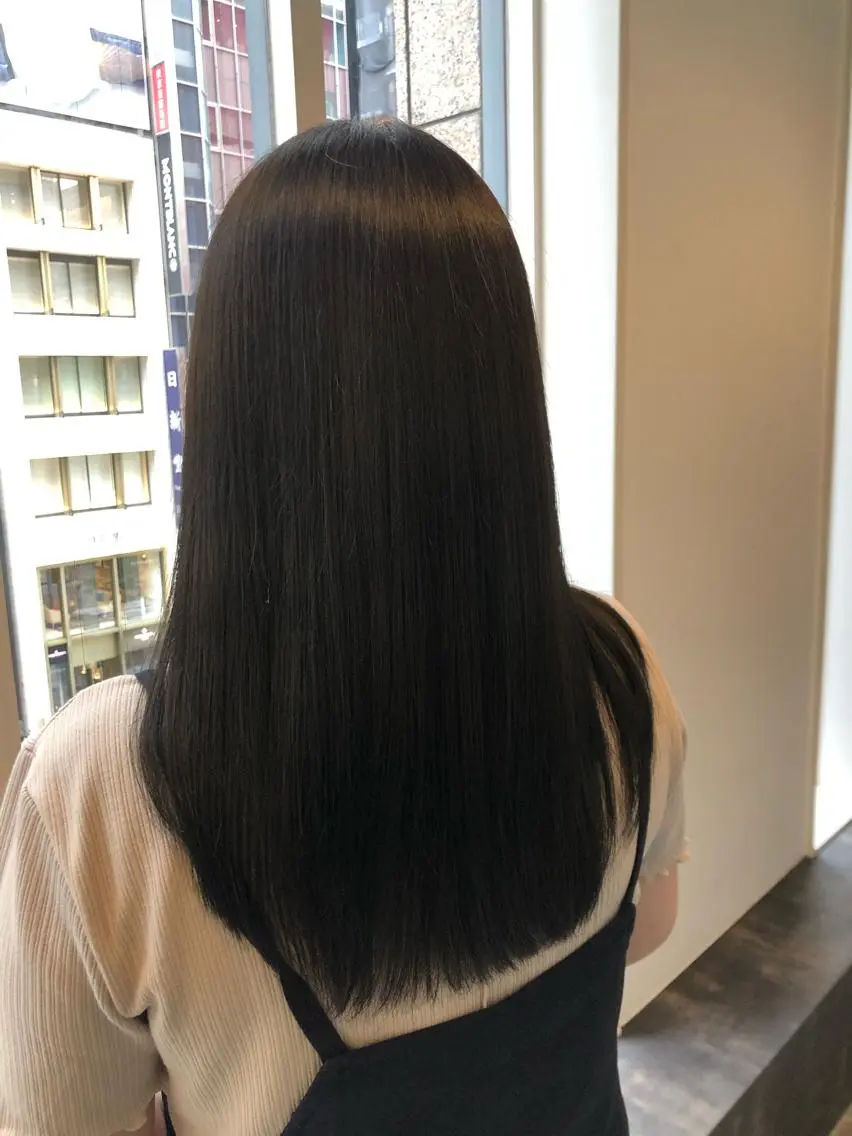 ロング カラー トリートメント mai🐷髪質改善 🖤透ける暗髪🖤のヘアスタイル