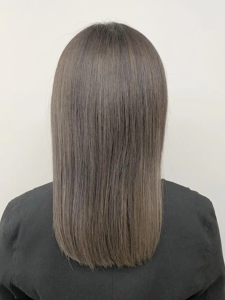 セミロング カラー 代表　YUKI ☆のヘアスタイル
