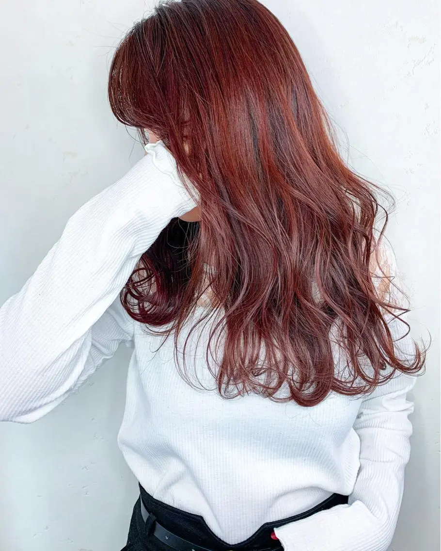 ミディアム カラー Luxbe hakataのヘアスタイル