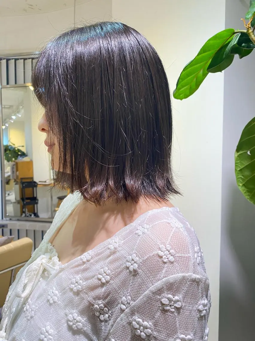 ミディアム 外ハネヘア FILMS/sari /似合わせカットのヘアスタイル