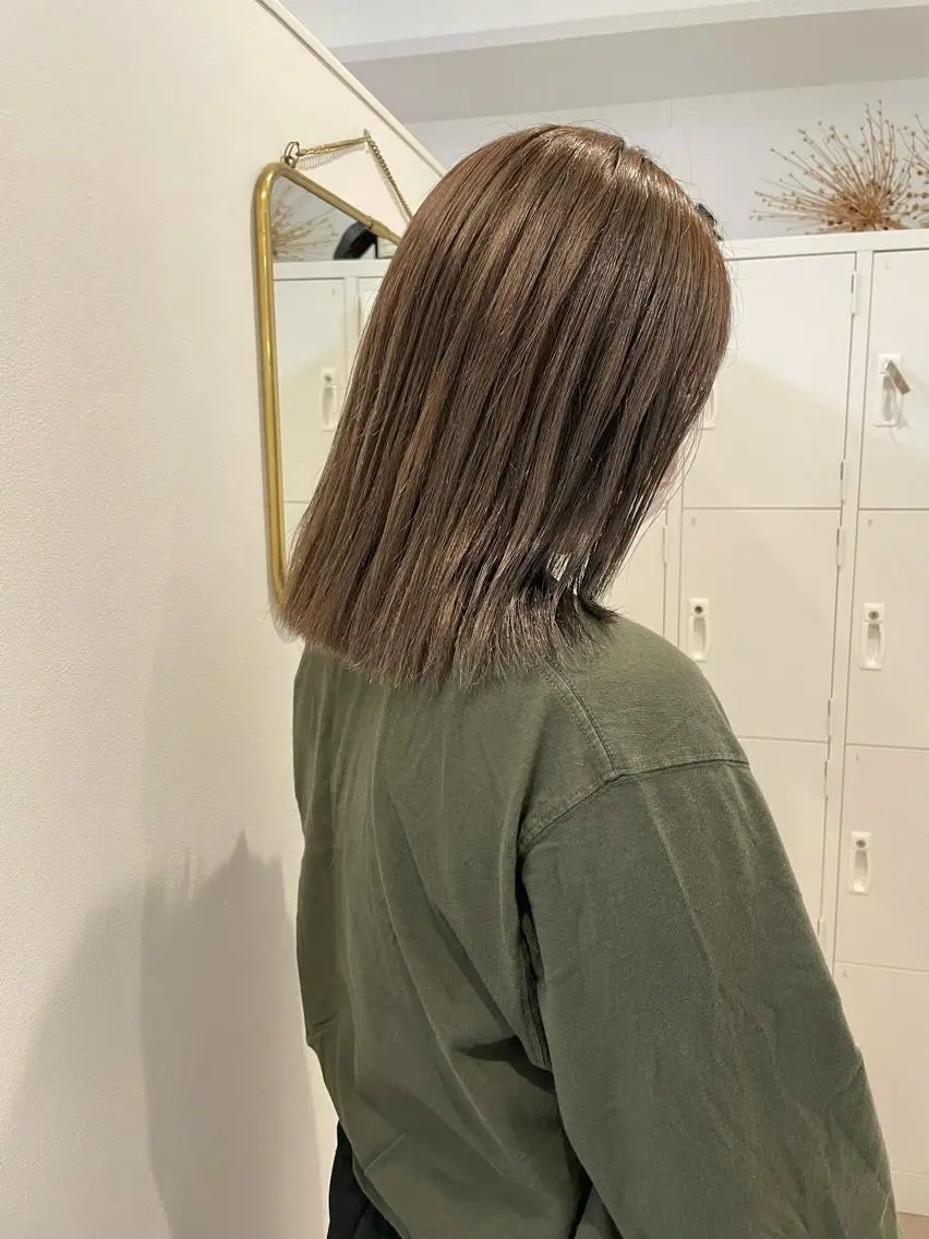 カラー 大迫 江梨のヘアスタイル