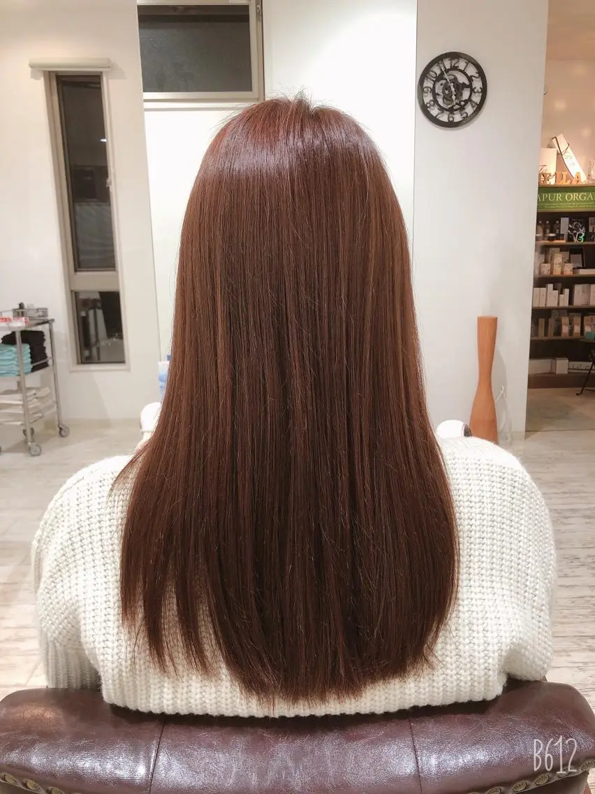 セミロング カット ヘアカラー トリートメント 柴田泰秀sotti. 髪質改善/ブリーチのヘアスタイル