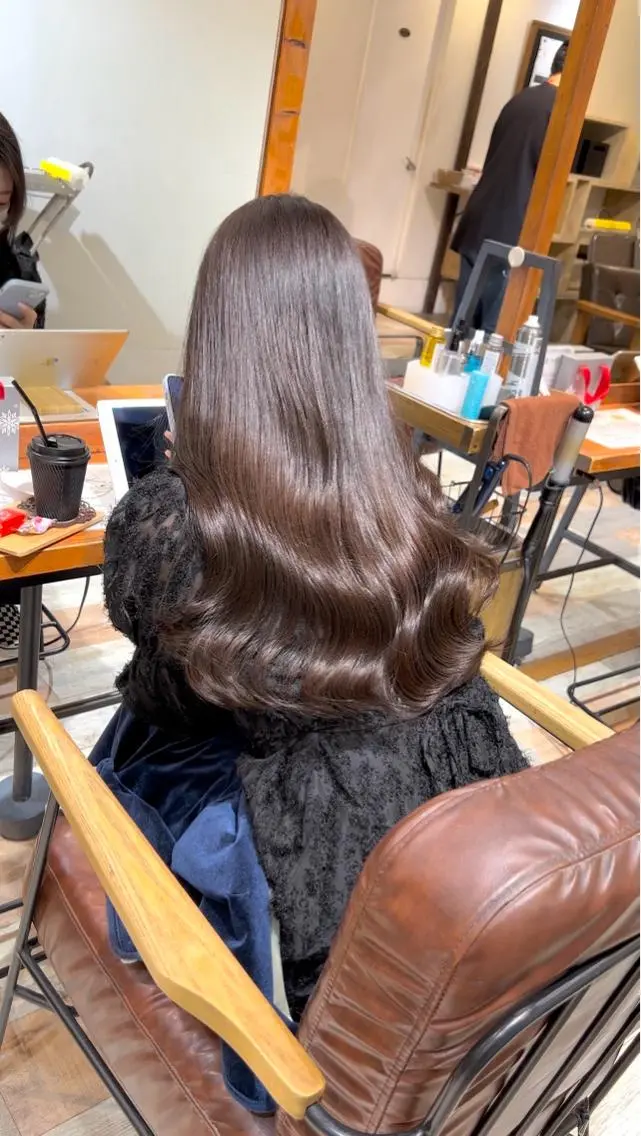 ロング カラー カット ヘアカラー トリートメント 韓国風・ブリーチなし ・あり後藤　一斗店長のヘアスタイル