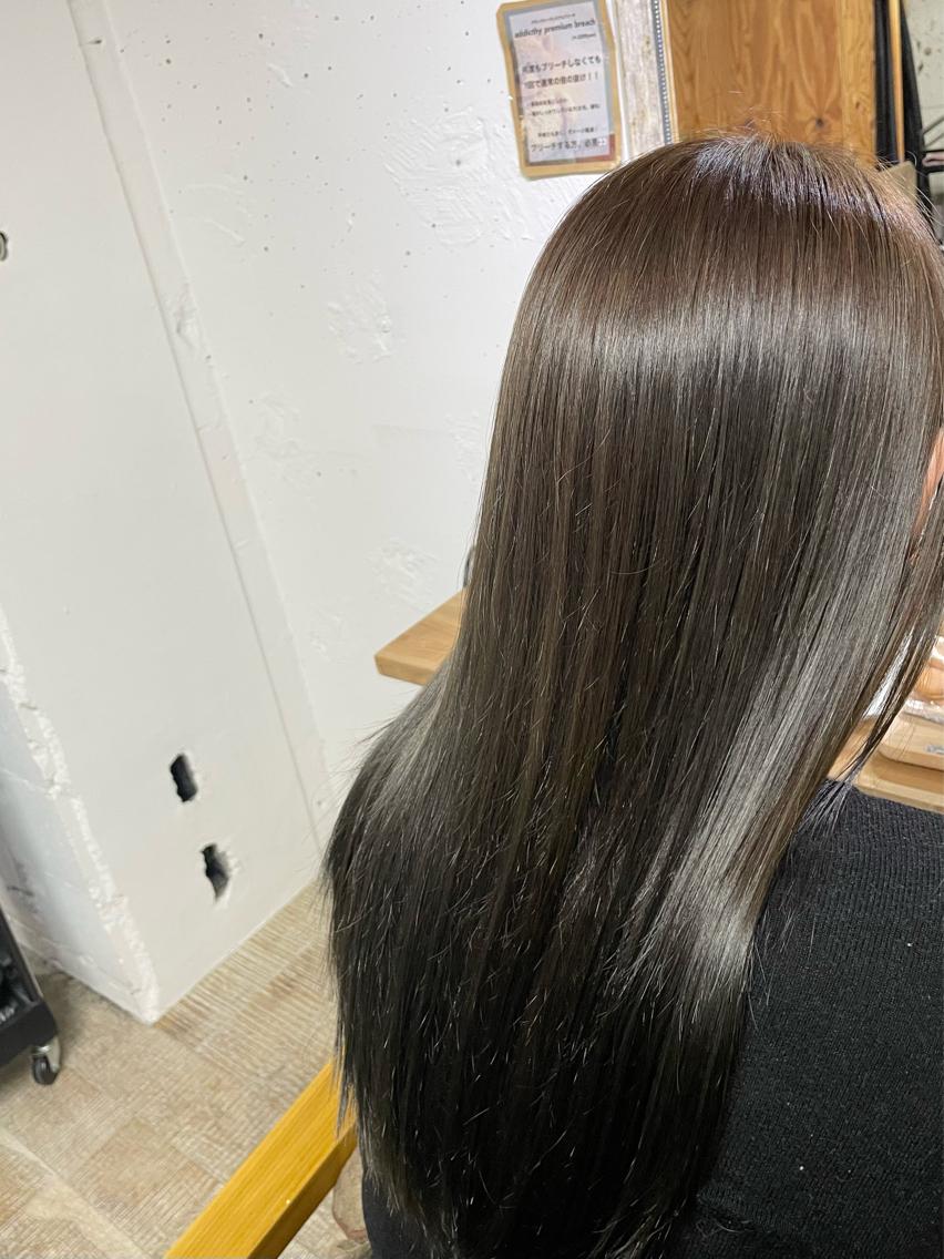 ロング 阿部 智子のヘアスタイル