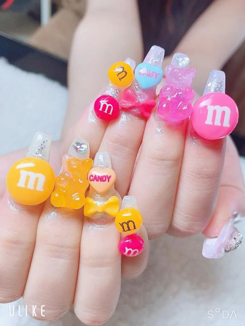 ネイル ハンドネイル ニコ ニコのネイルデザイン