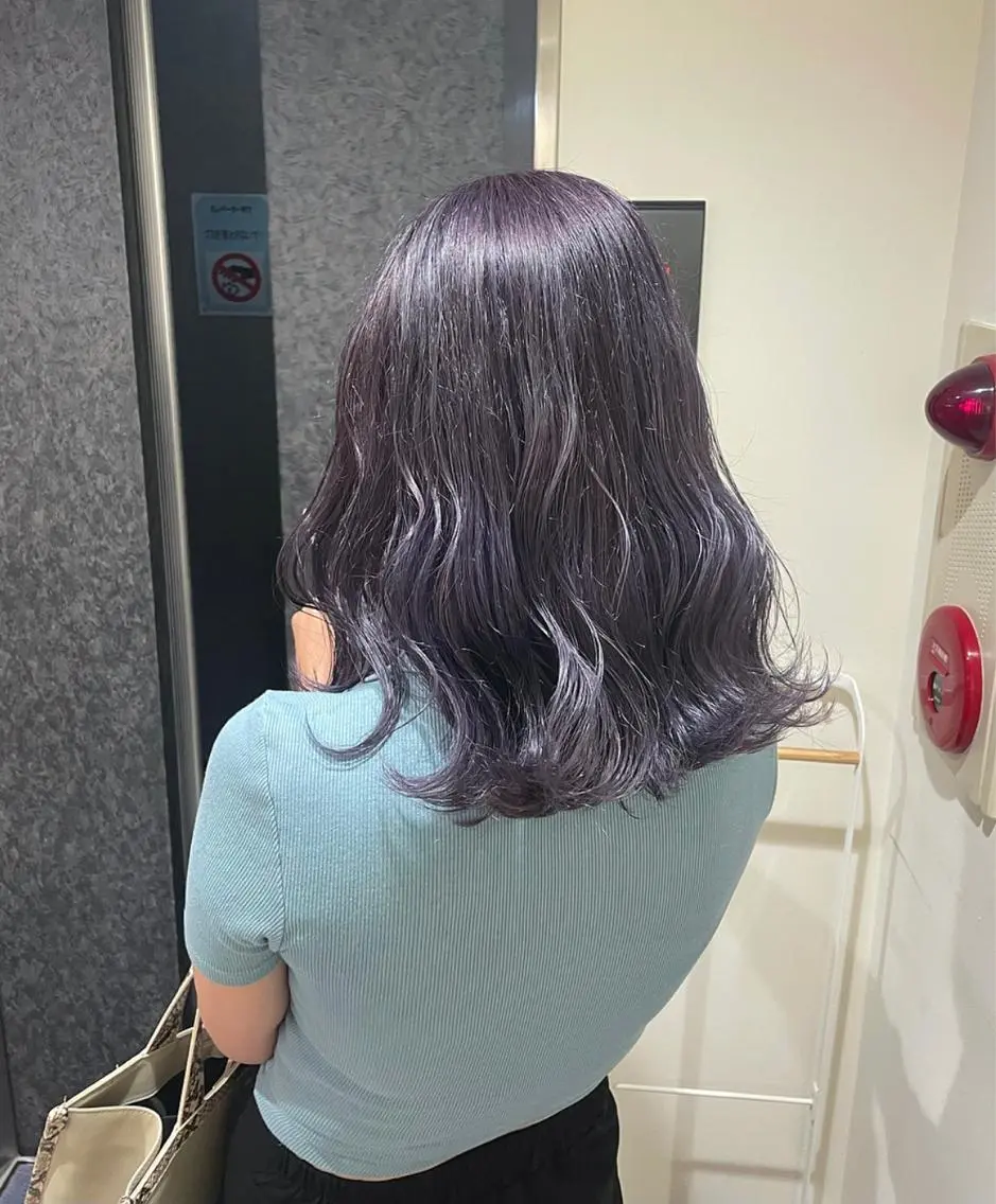 セミロング パープルカラー ヘアカラー ♡透明感/艶カラー/ M a I ♡のヘアスタイル
