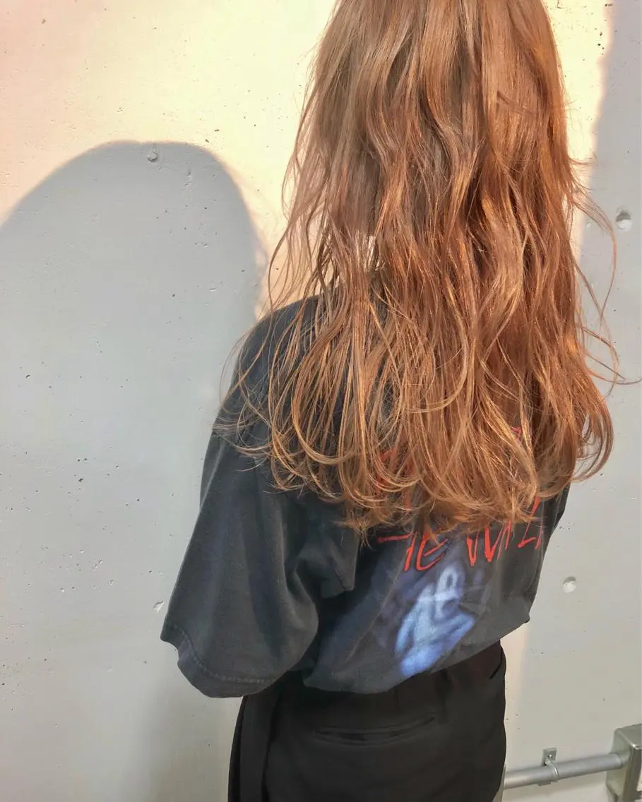 ロング カラー ベージュカラー ブリーチ ケアブリーチ ダブルカラー オレンジ Pia ツボイ ケイタのヘアスタイル