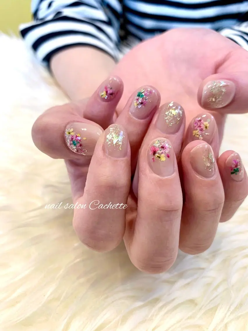 ネイル ニュアンスネイル ブライダルネイル ✧Cachette✧ YUKARIのネイルデザイン