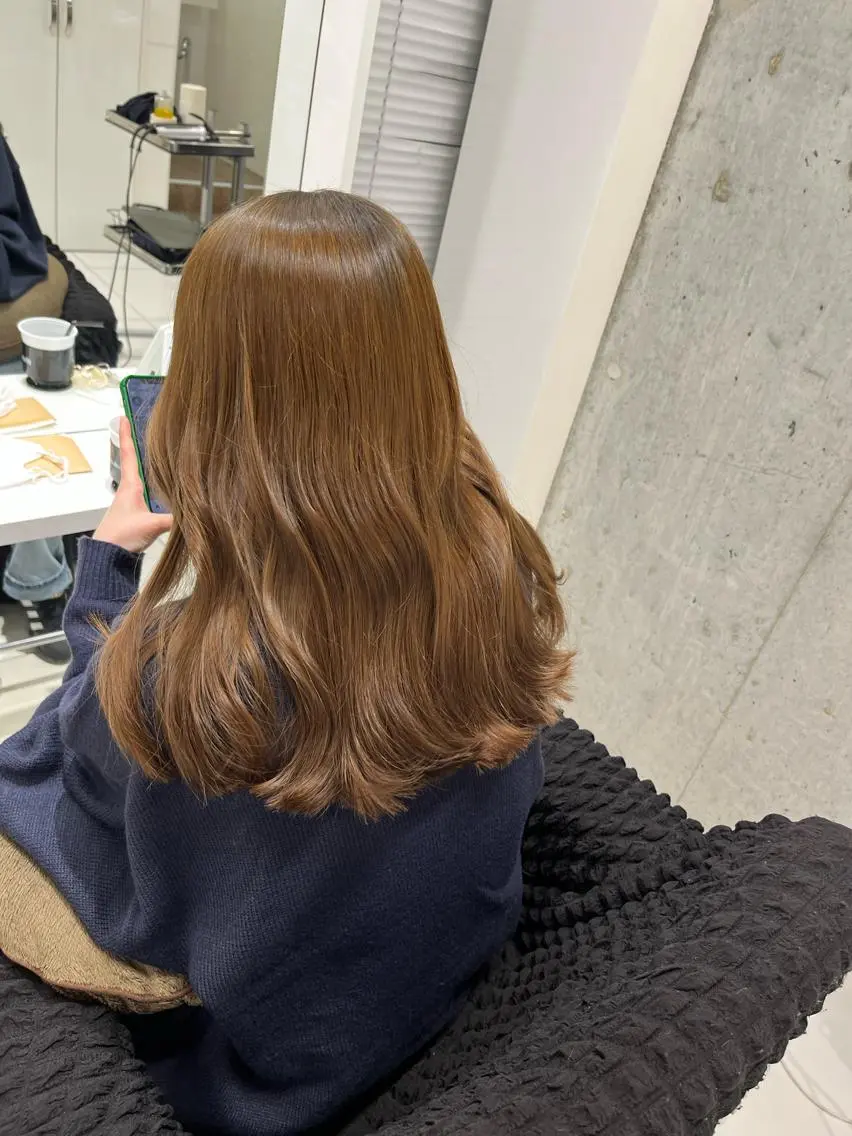 セミロング カラー ベージュカラー ブリーチ ブリーチなしカラー りおな/髪質改善/ カラー /平尾のヘアスタイル