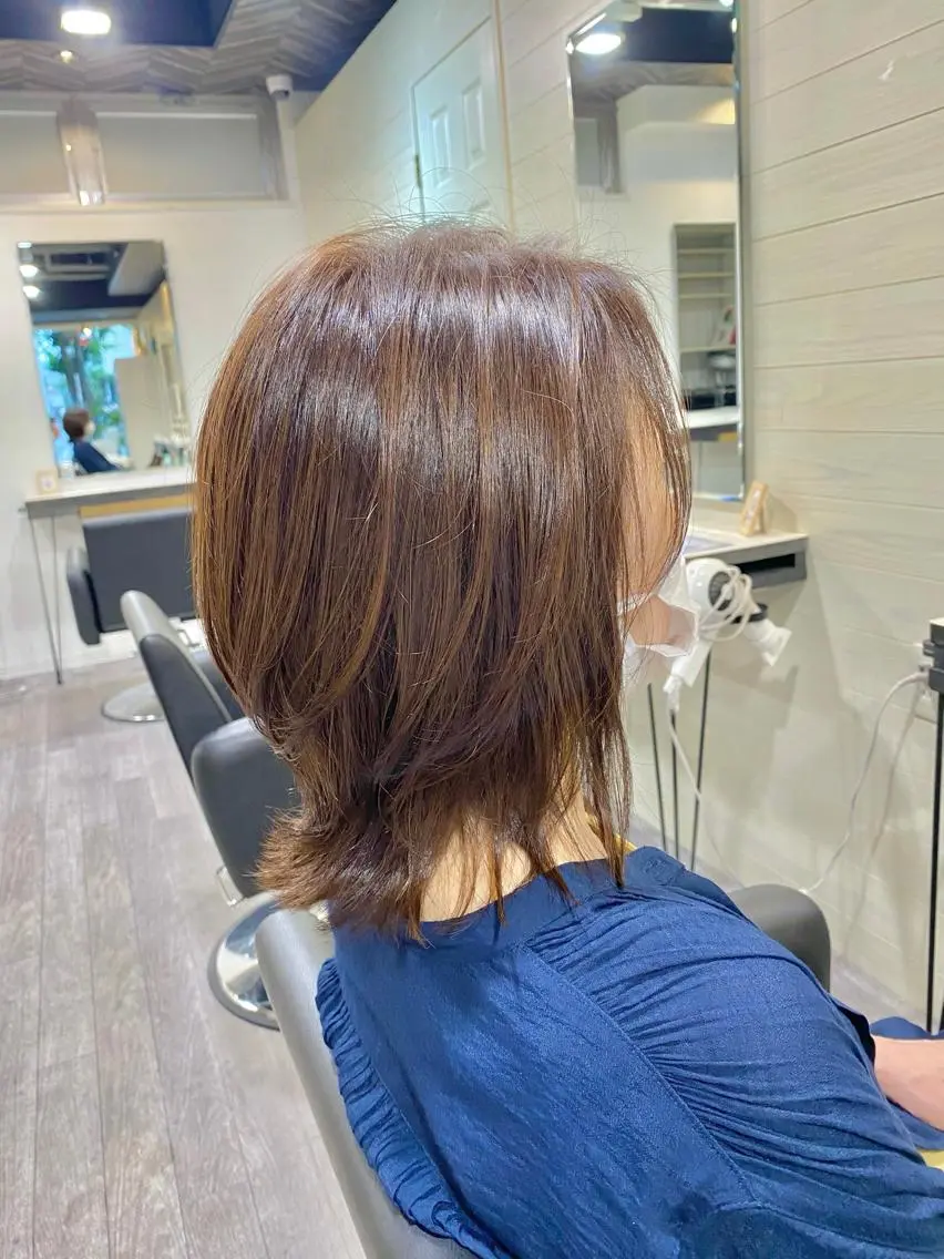ミディアム カラー アディクシーカラー バレイヤージュ ブリーチ ケアブリーチ デザインカラー カット ヘアカラー 先着1名様限定 カット無料のヘアスタイル