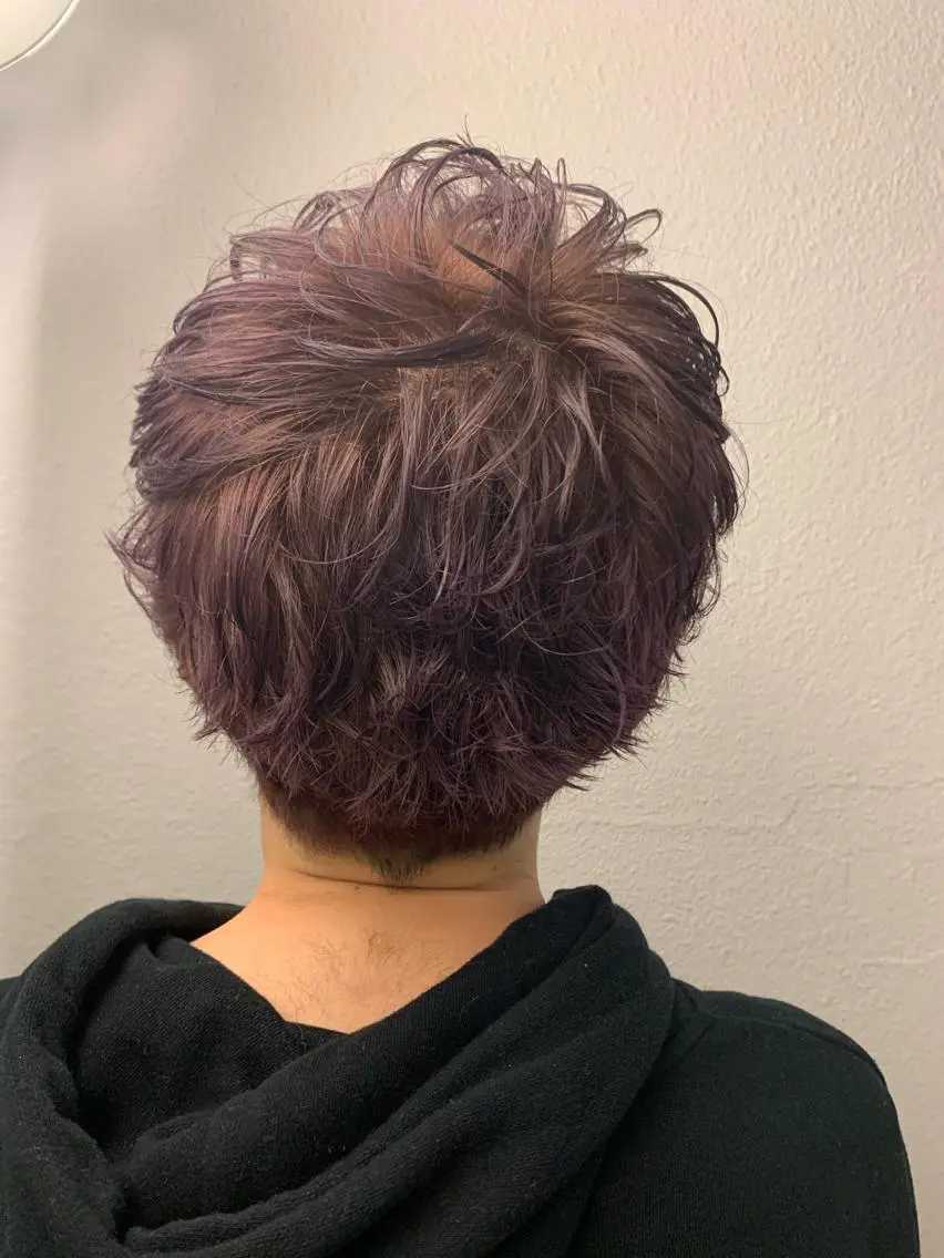 ミディアム カラー メンズ ラベンダーカラー ラベンダーピンク ピンクカラー ひらお あおとのヘアスタイル