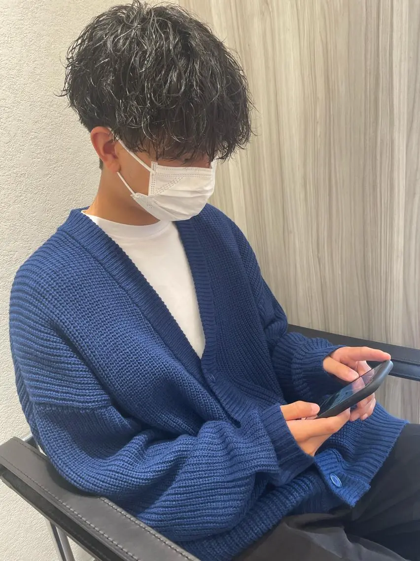 ショート パーマ メンズ メンズパーマ 波巻きパーマ メンズ特化/今池駅 徒歩1分/岡本一真のヘアスタイル
