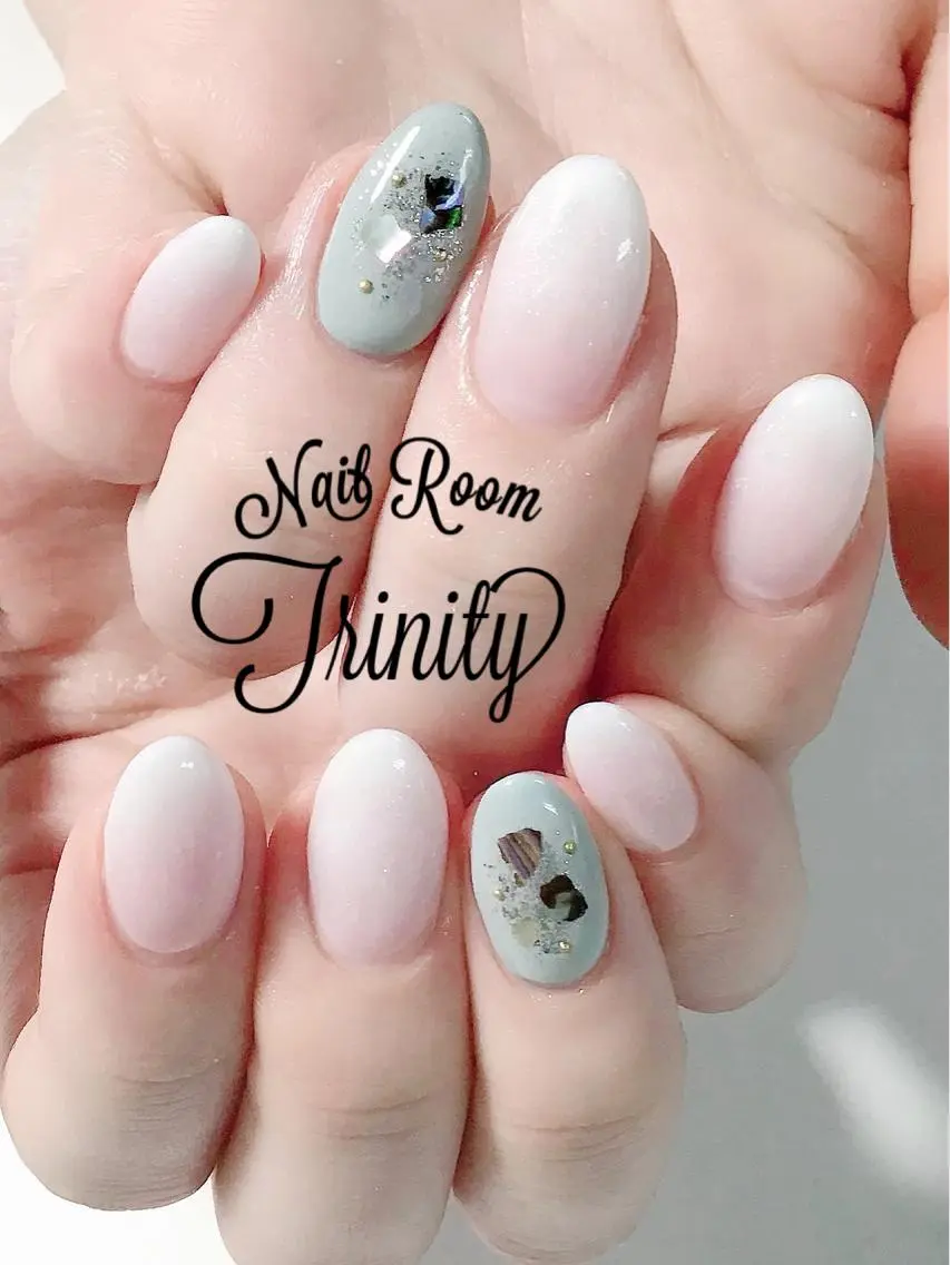 ネイル ハンドネイル Trinity staffのネイルデザイン
