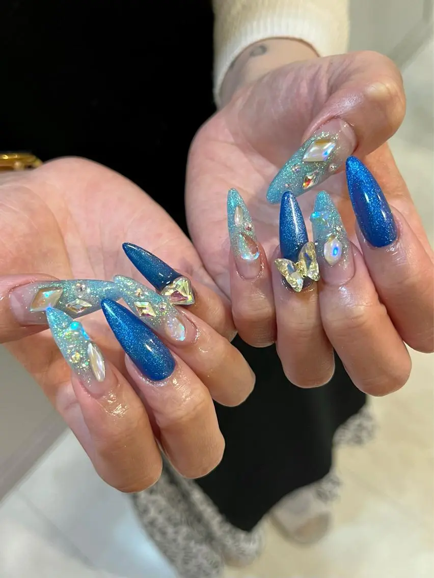 ネイル オーロラネイル グラデーション ハート キラキラネイル ラメ(グリッター) ハンドネイル Para Sol nail　Maoのネイルデザイン