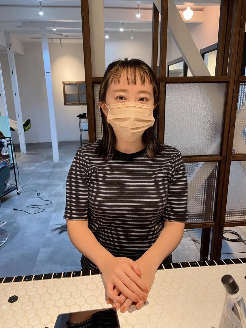 セミロング カラー 高橋 愛美のヘアスタイル