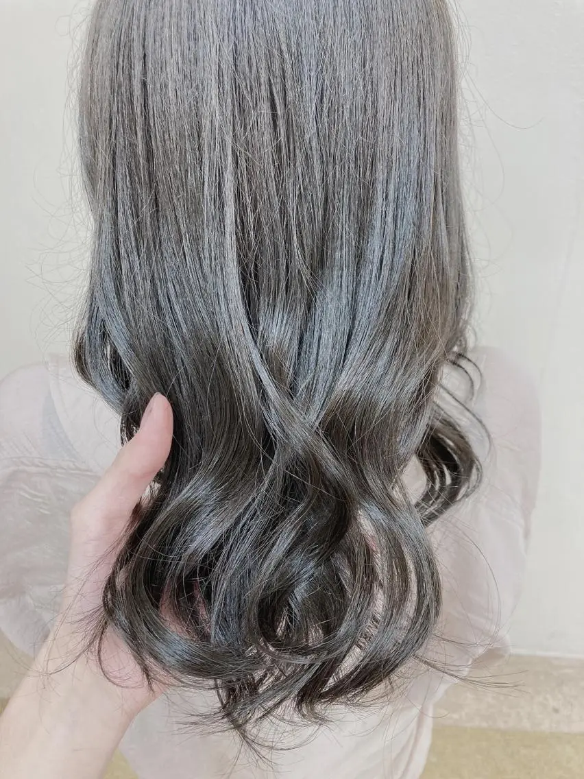 セミロング 💍大人デザイン /ハイトーン♡リクトのヘアスタイル