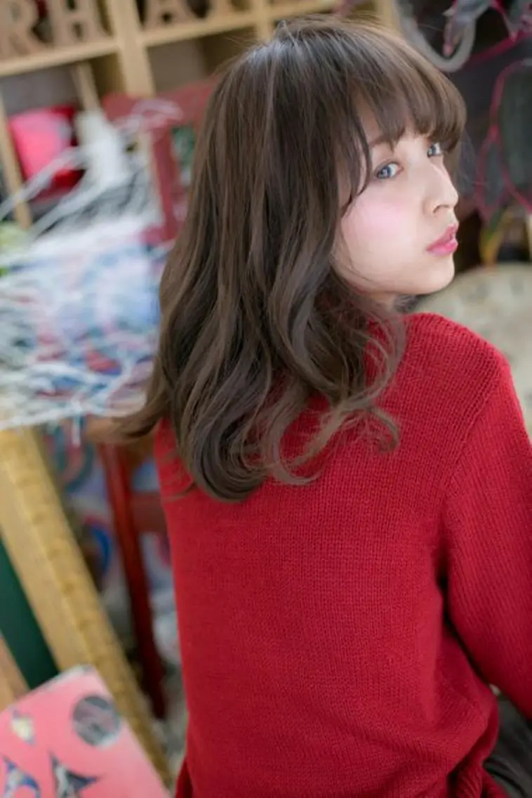 ロング カラー ボブ くせ毛 斜めバング 小顔カット カット ヘアカラー トリートメント ヘッドスパ 🍀鶴貝 幸哉🍀のヘアスタイル