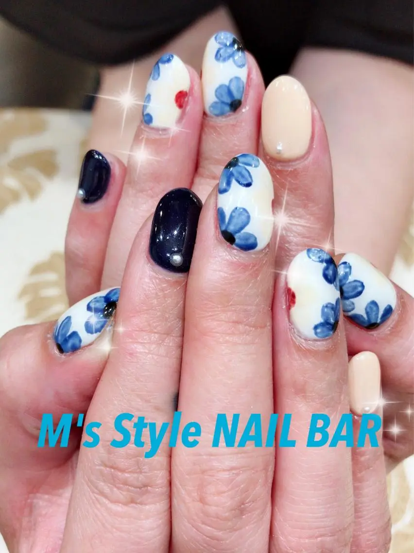 ネイル ブルー 持ち込み ハンドネイル M's Style NAIL BARのネイルデザイン