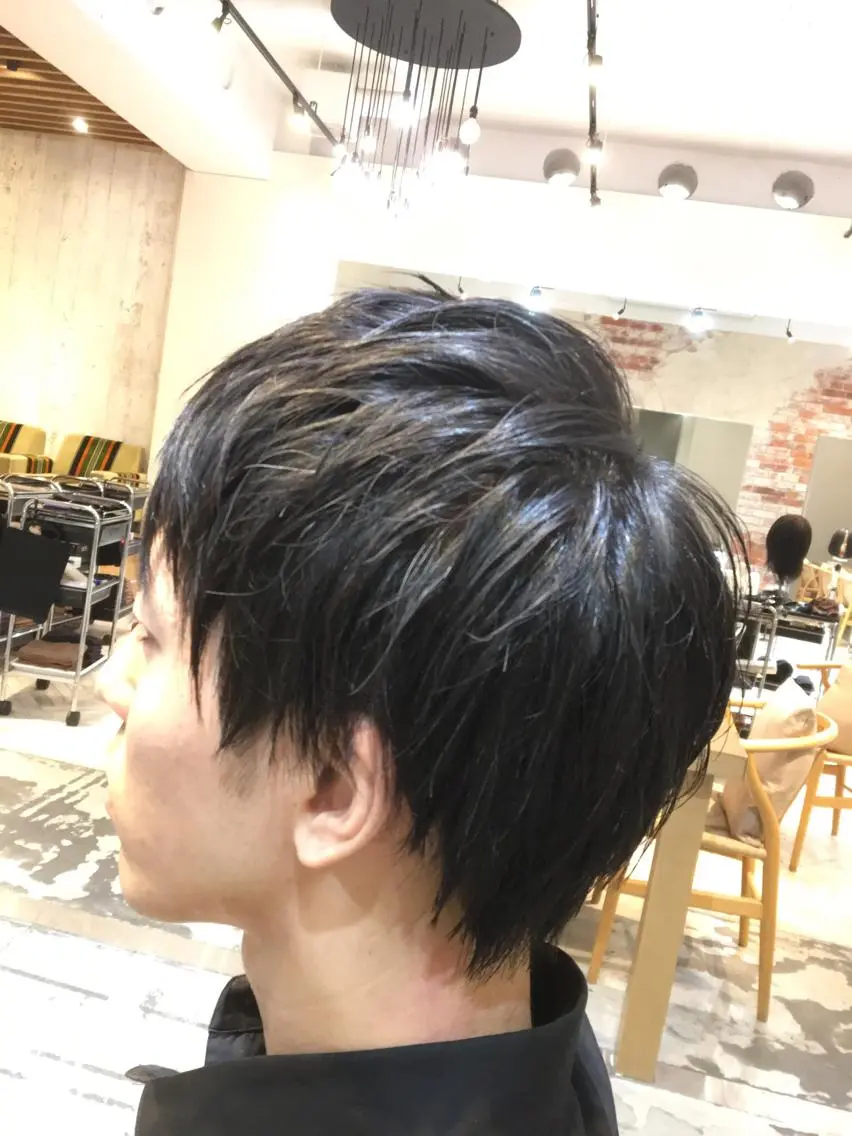 ショート メンズ ソラオカ ユウキのヘアスタイル