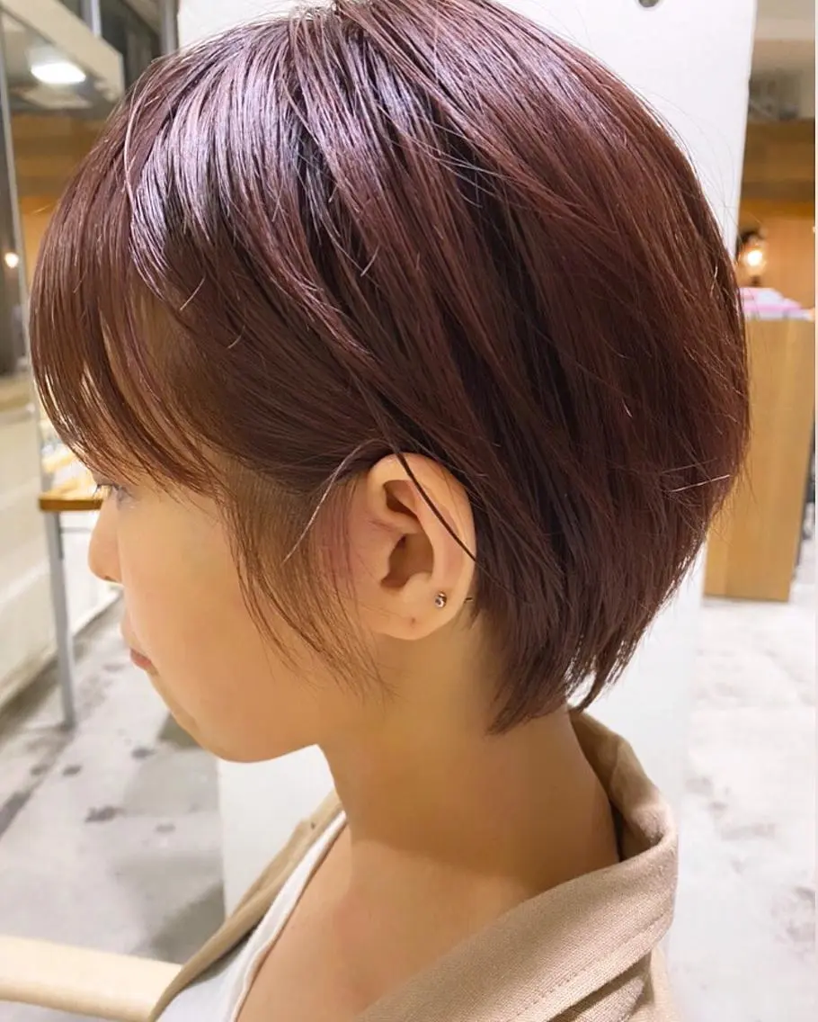ショート カラー 丸みショート ブラウンカラー ピンクカラー ピンクブラウン ショートヘア パーマ美容師 hanaのヘアスタイル