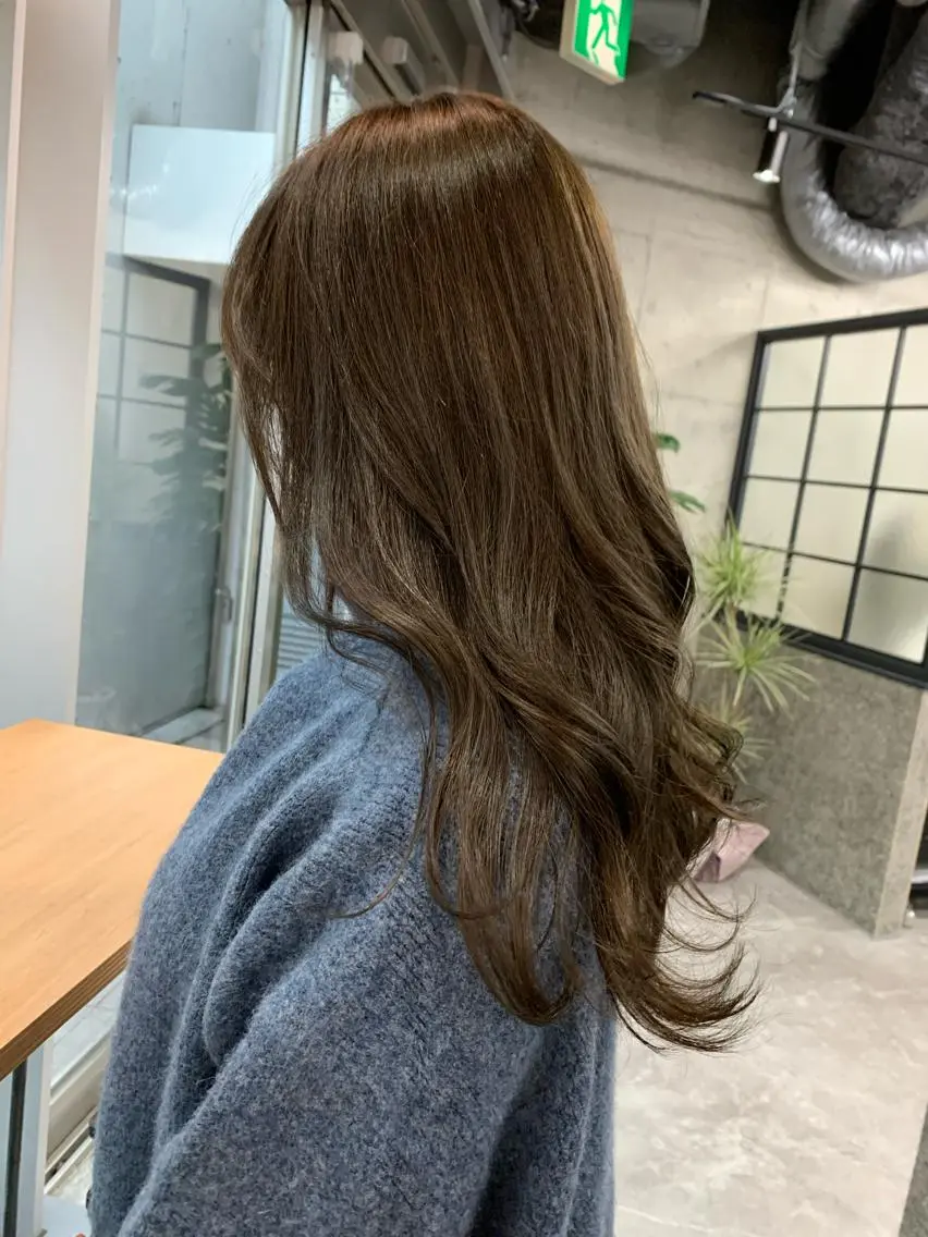 ロング カラー アッシュ アッシュブラウン ブラウンカラー ロング トリートメント 垢抜けヘア♡柔らかい カラー/mihoのヘアスタイル