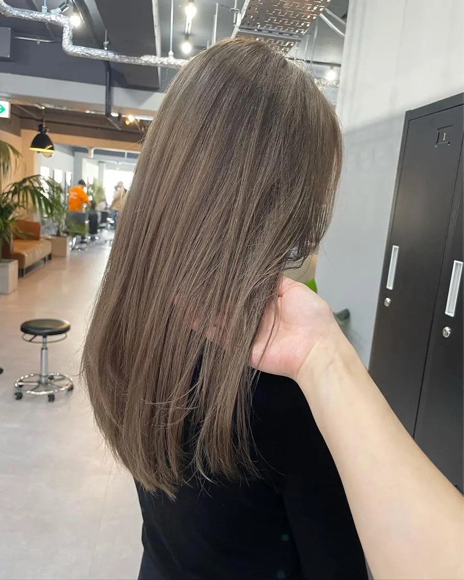 ロング カラー ミルクティーベージュ ❤︎レイヤー　MIAのヘアスタイル