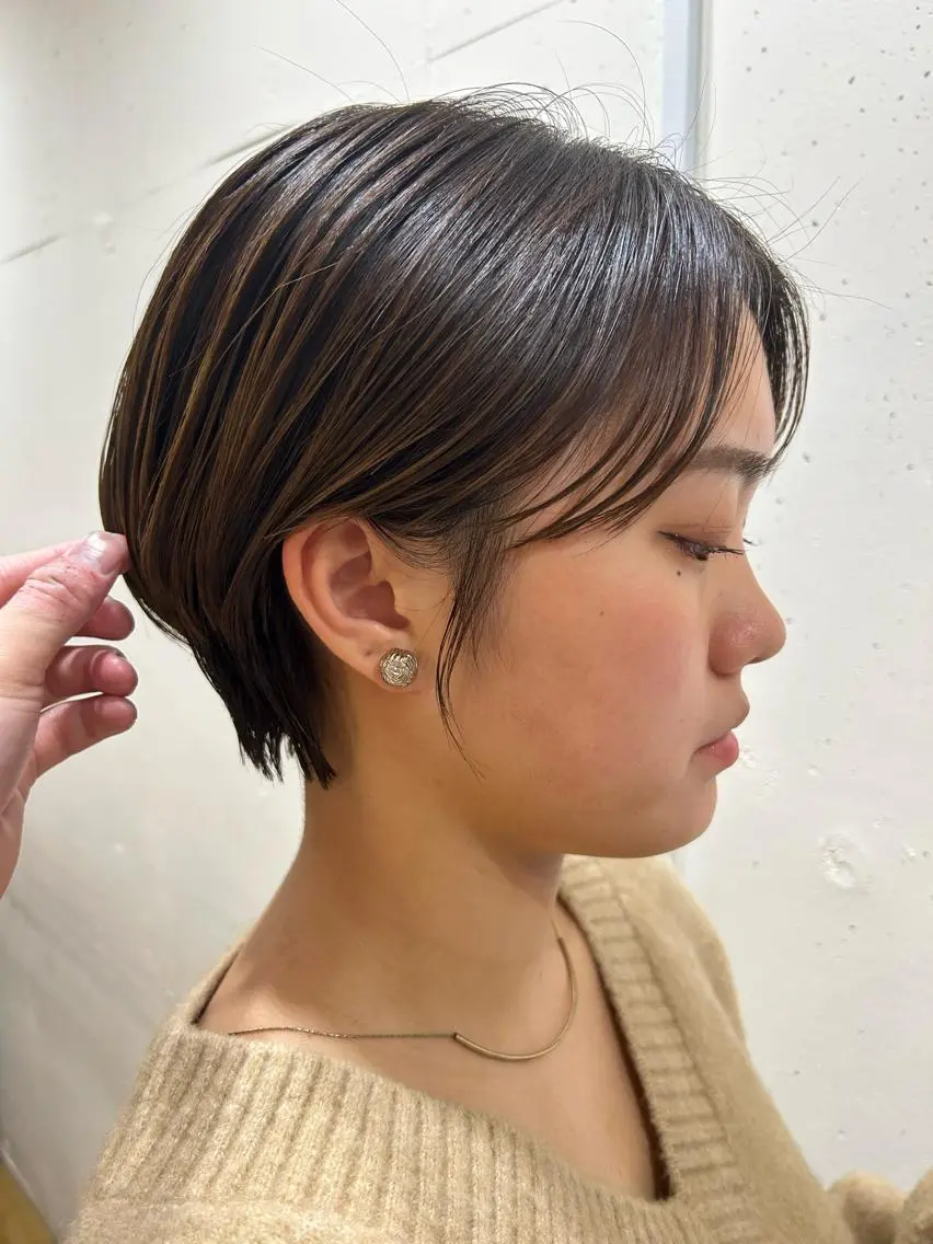 ショート カット Keita 白髪ぼかしのヘアスタイル