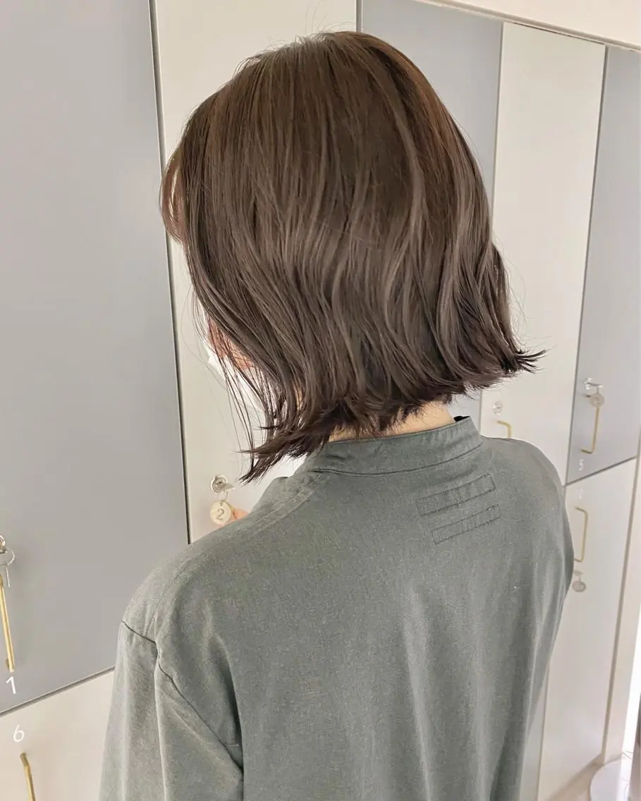 ミディアム カラー ベージュカラー 透明感カラー グレージュ オリーブカラー 髪質改善 LOVESTOIKE 堂本のヘアスタイル