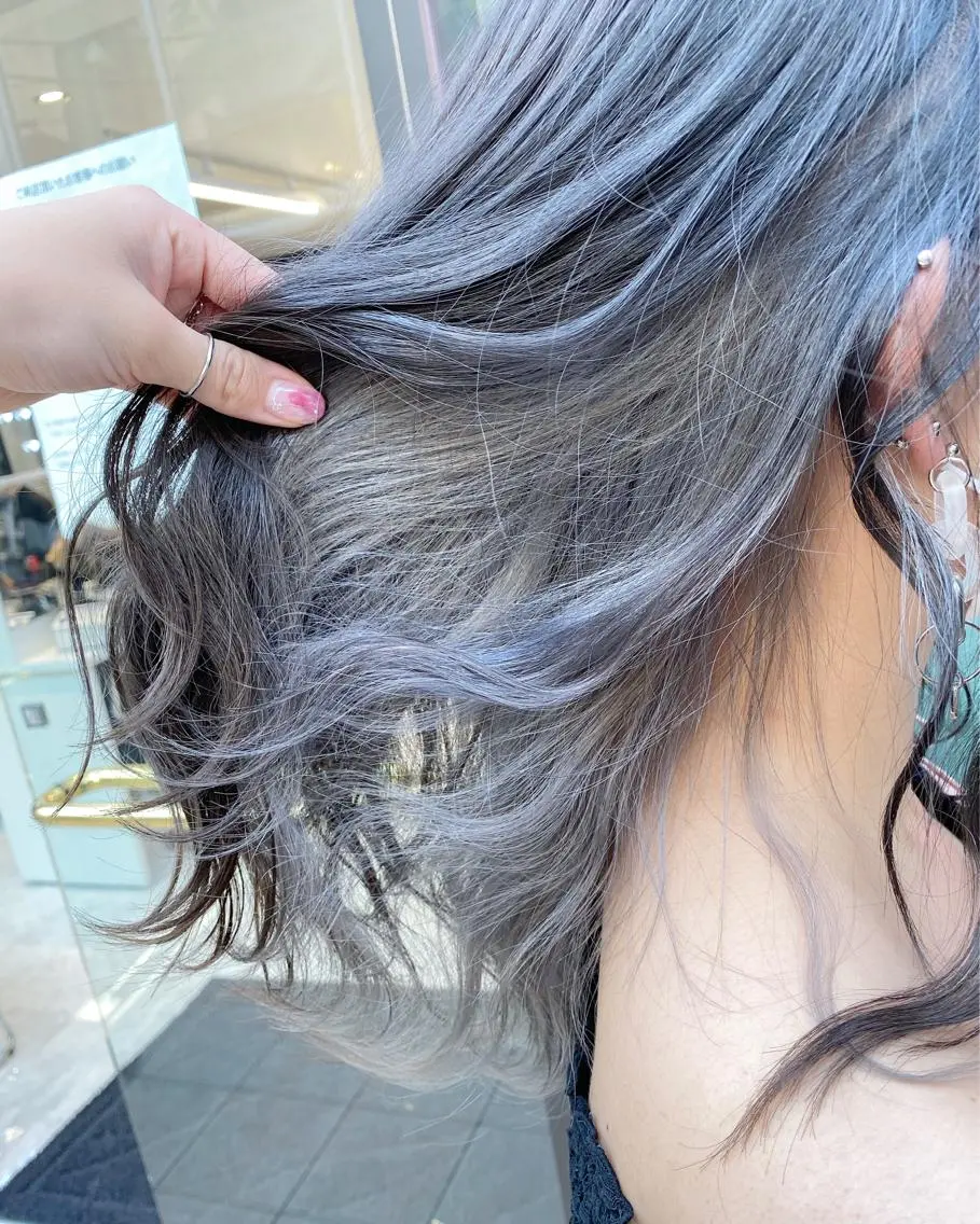 セミロング 🤍ムラ修正ブリーチ 🤍原宿/YUUのヘアスタイル