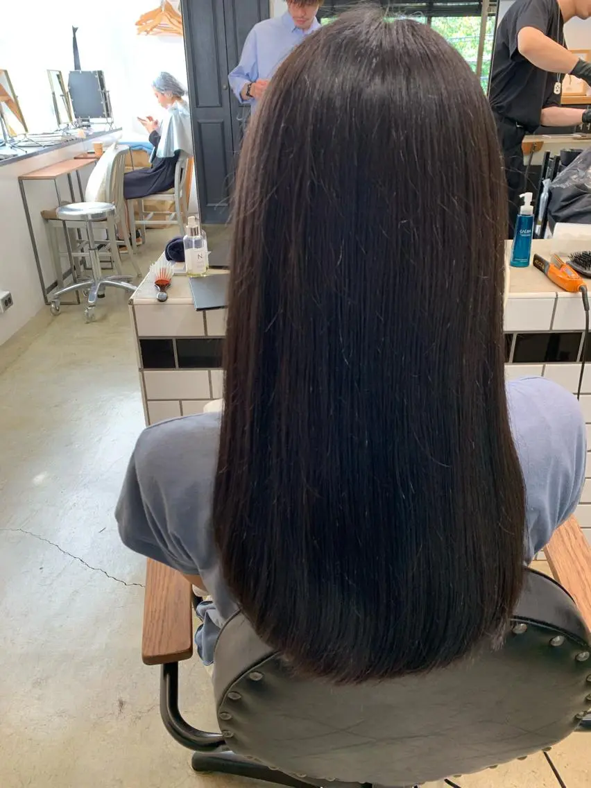 セミロング セミロングパーマ トリートメント トップ スタイリストのヘアスタイル
