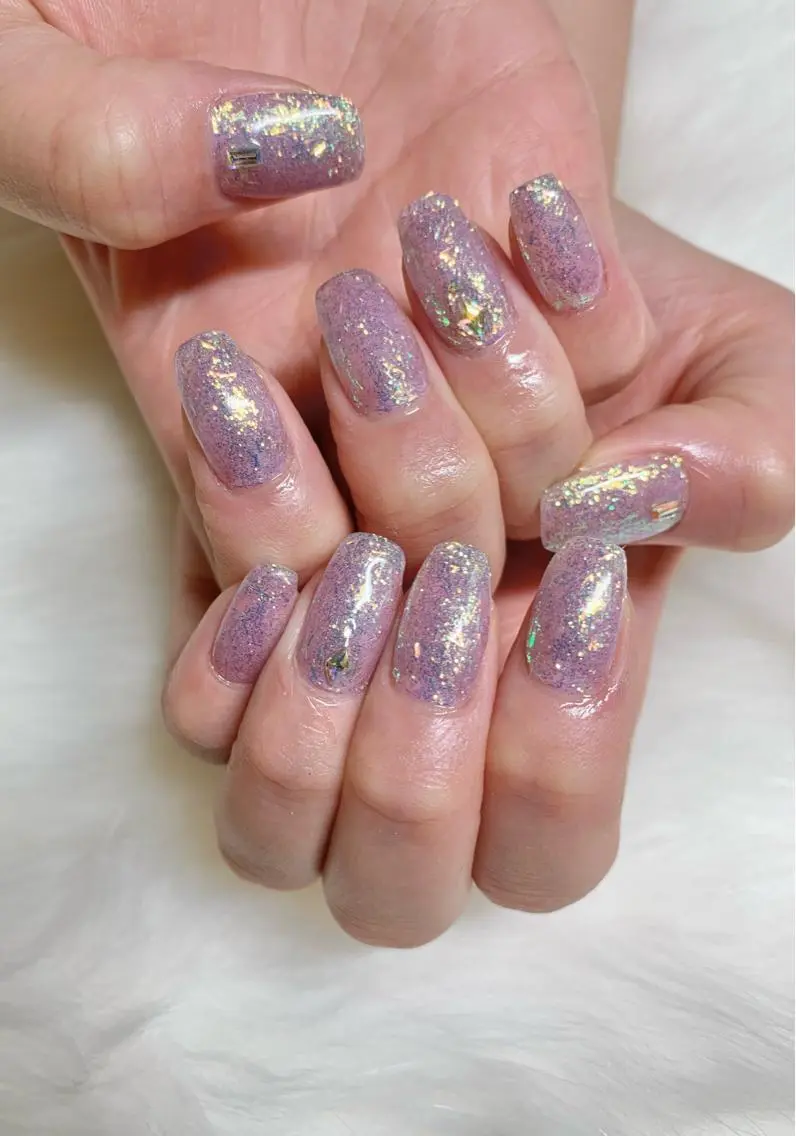 セミロング ネイル 韓国風ヘア キラキラネイル 韓国ネイル ラメ(グリッター) シンプルネイル ハンドネイル R nailのネイルデザイン