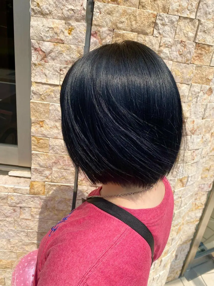 ショート カラー 黒髪 ブルーカラー ブルーブラック ハイトーン特化サロン 🍑momo🍑のヘアスタイル