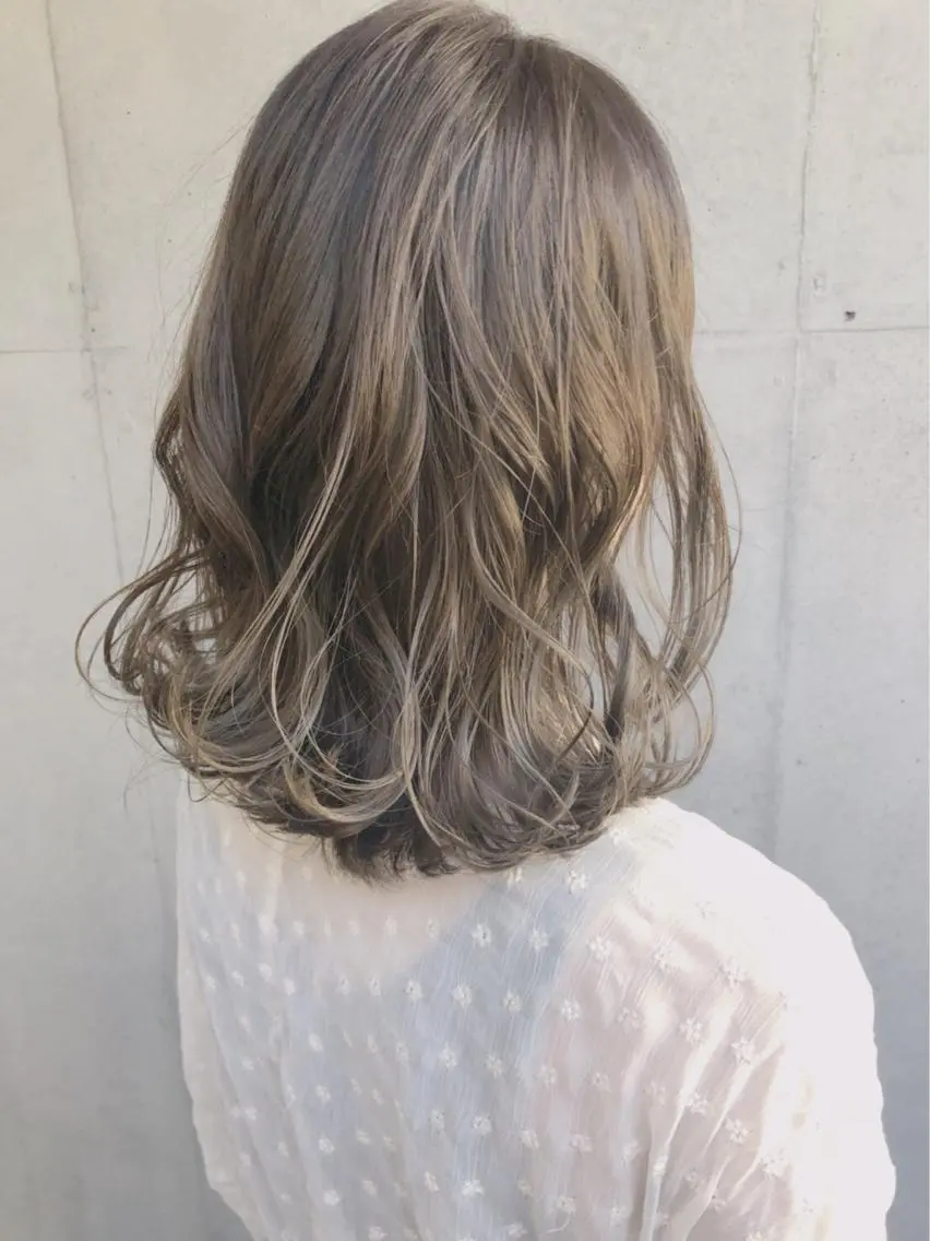 ミディアム カラー ヘアアレンジ kei_____ SALOWINのヘアスタイル