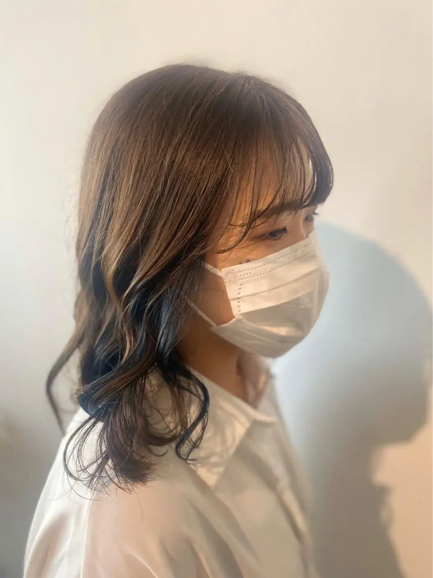 カラー 村上 遼華のヘアスタイル