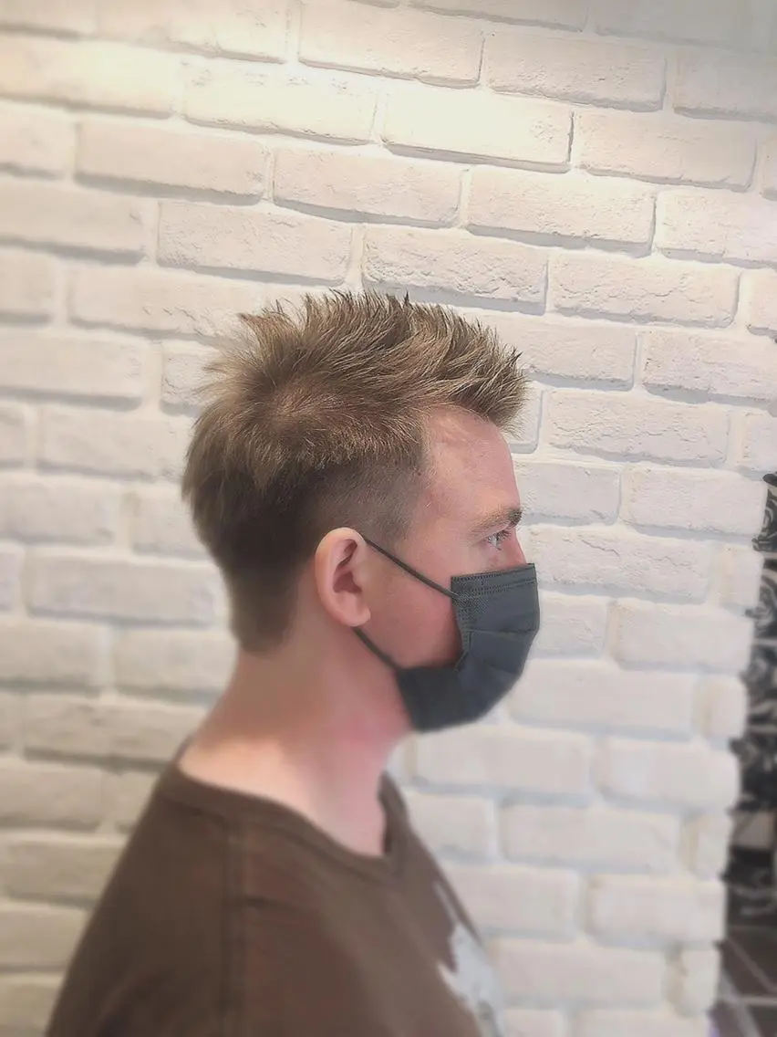 メンズ ⚪️髪質改善 縮毛 店長 コウ⚪️のヘアスタイル