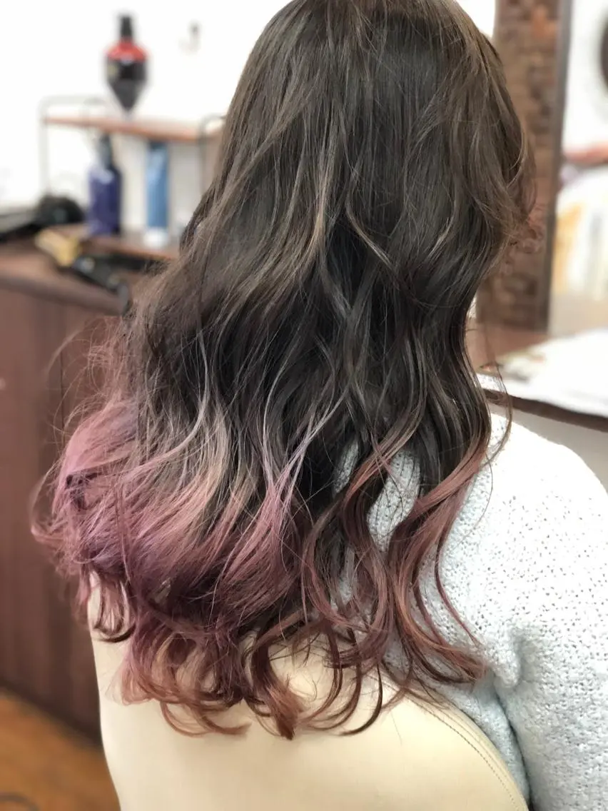 ロング カラー ヘアと眉Otsuka Hikari💆‍♀のヘアスタイル