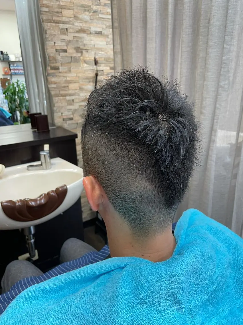 ショート メンズ モヒカン ソフトモヒカン ヘアーサロン ＳＯRＡお顔剃りのエステ・リラクイメージ