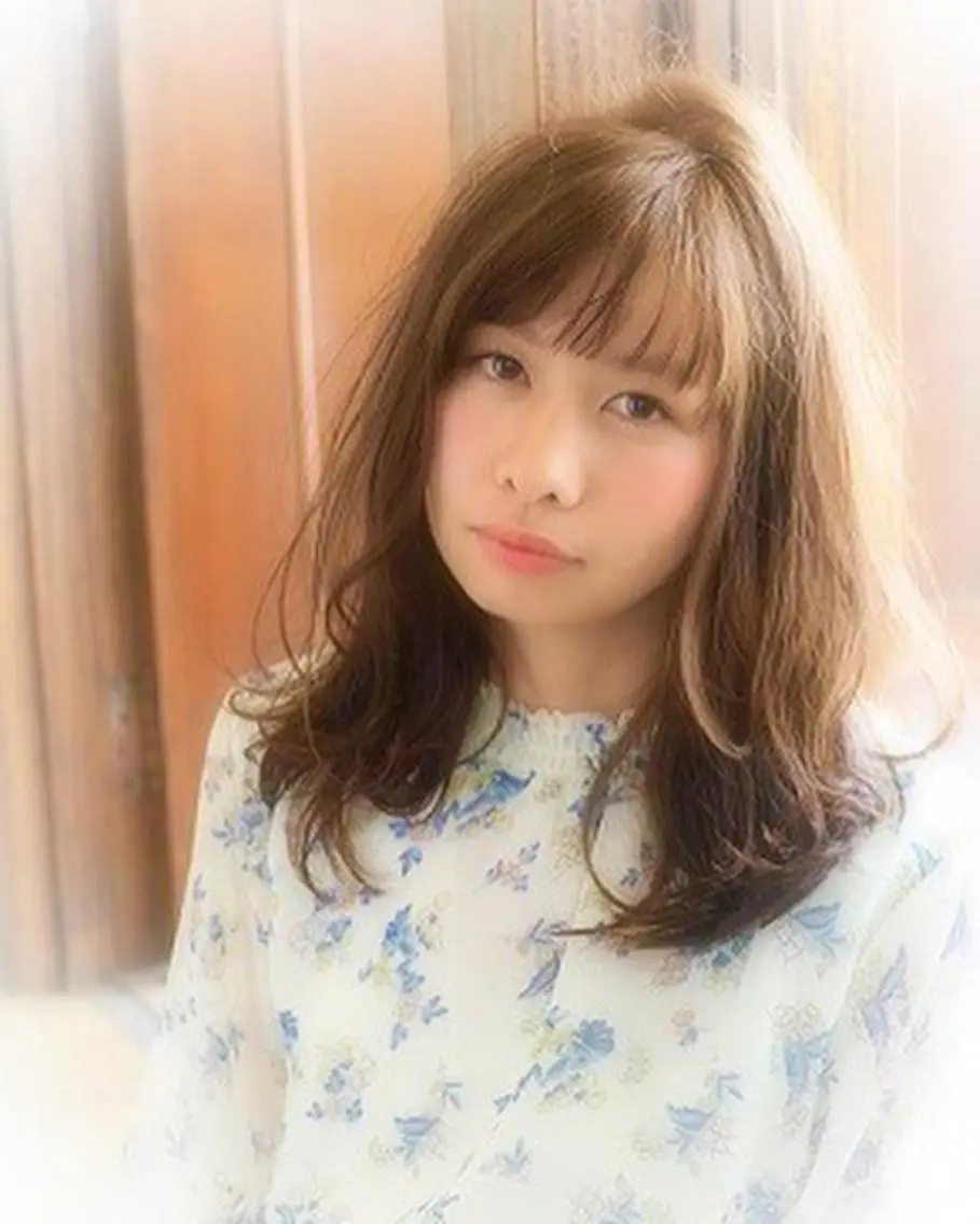 ミディアム パーマ カット ヘアカラー grand juteのヘアスタイル