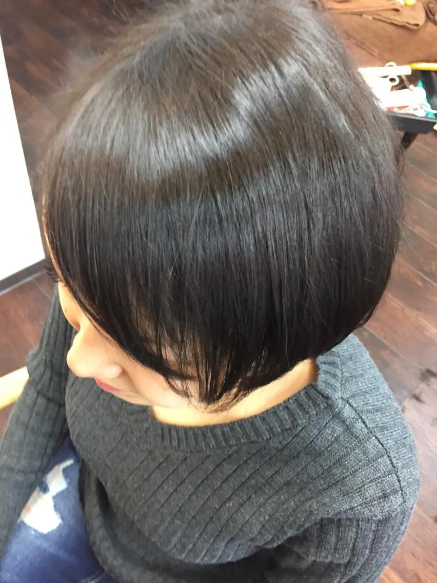 ショート カラー 桧山 真のヘアスタイル