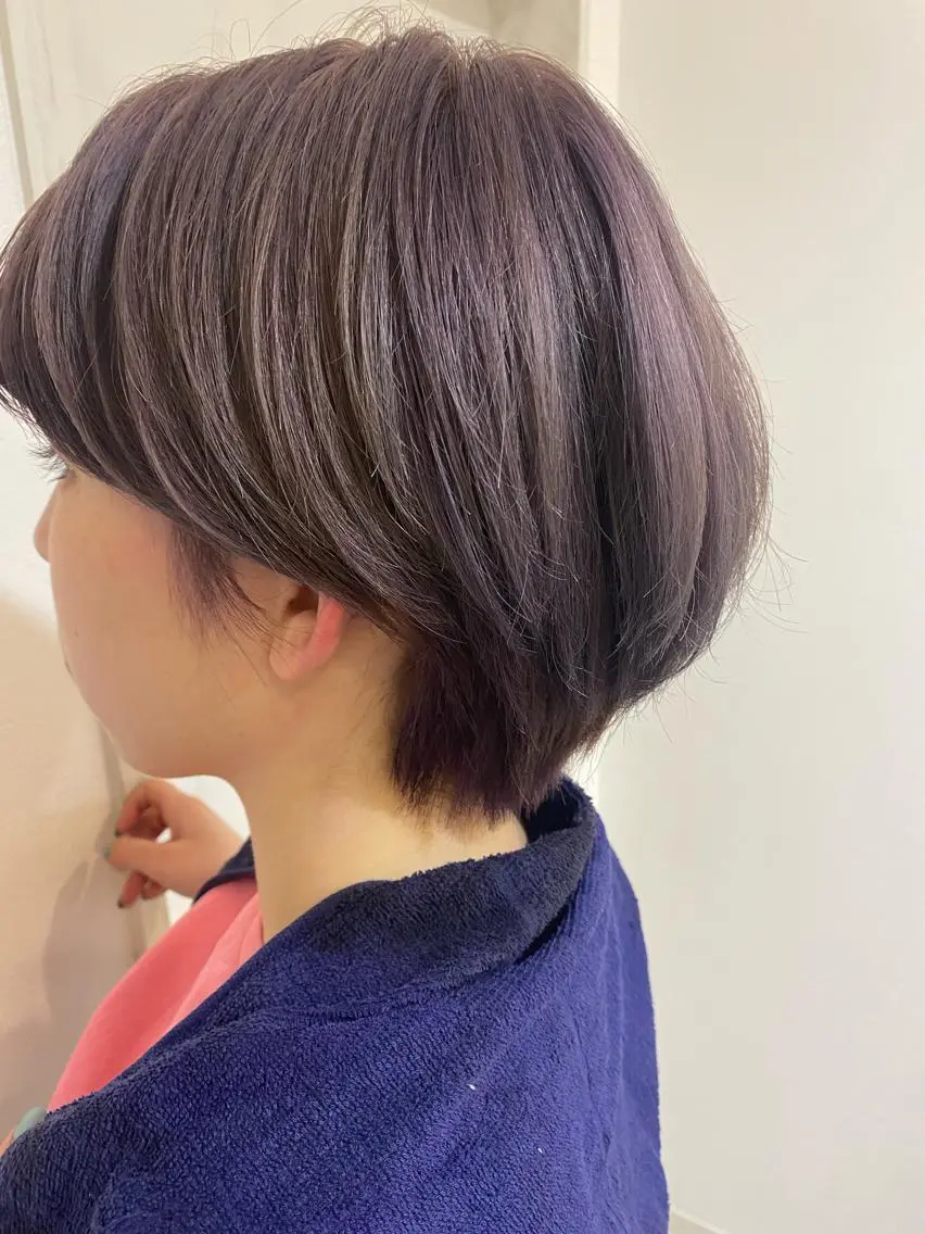 ショート カラー 松浦 るなのヘアスタイル