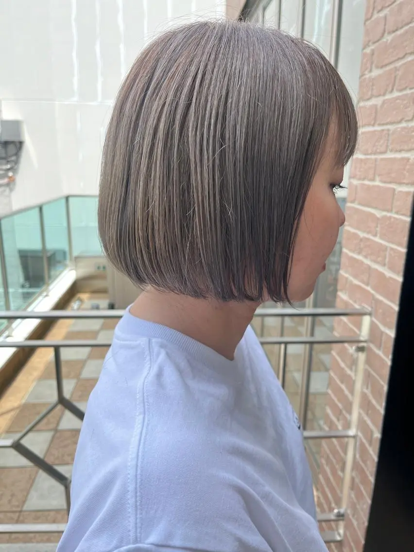 セミロング カラー パーマ ヘアアレンジ メンズ キッズ ネイル マツエク・マツパ アイブロウ メンズブリーチ メンズハイライト メンズインナーカラー メンズ韓国風 ブリーチ 久木原 ゆりのヘアスタイル