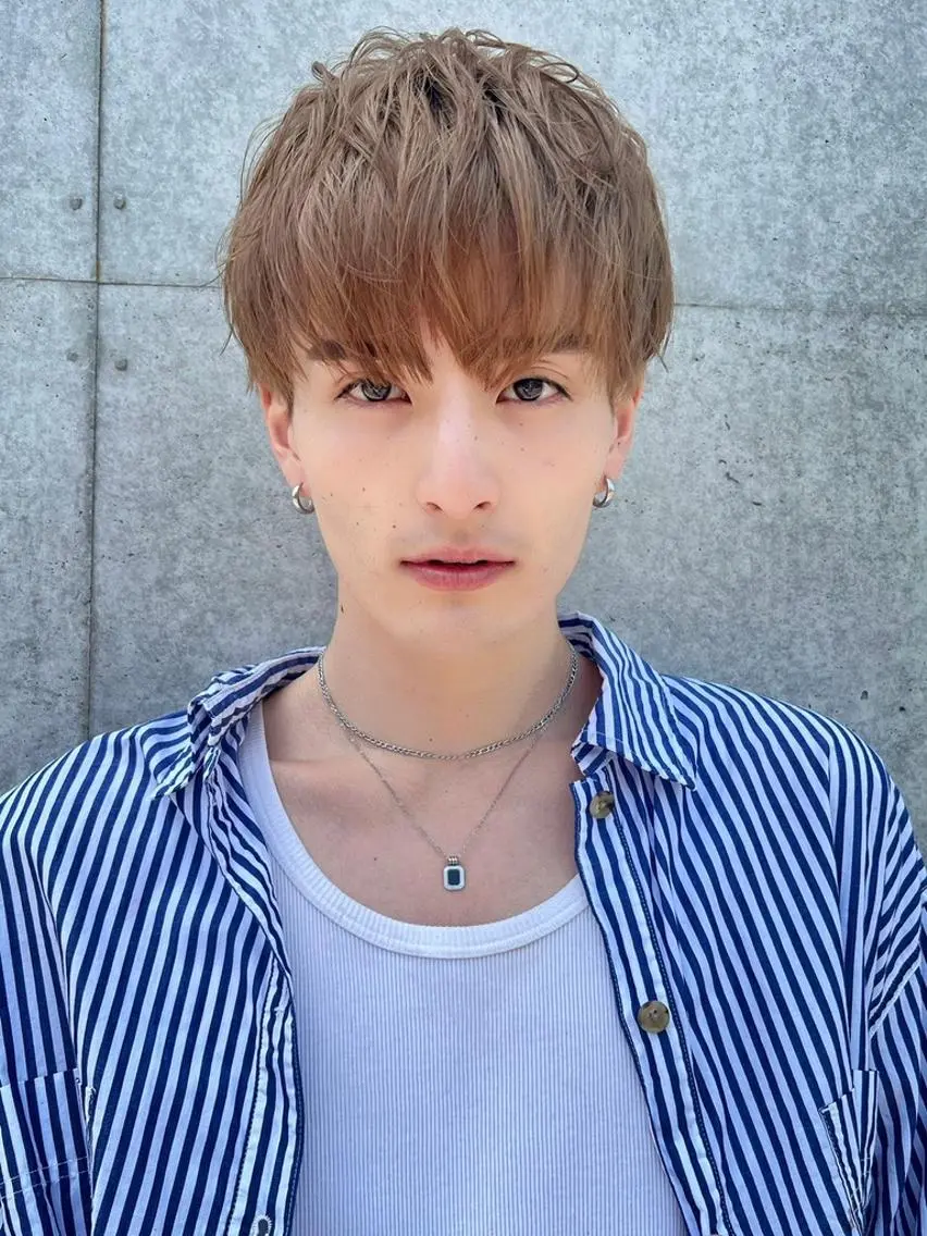 カラー *メンズ専門アカデミ ー🔥BLUCK🏁のヘアスタイル