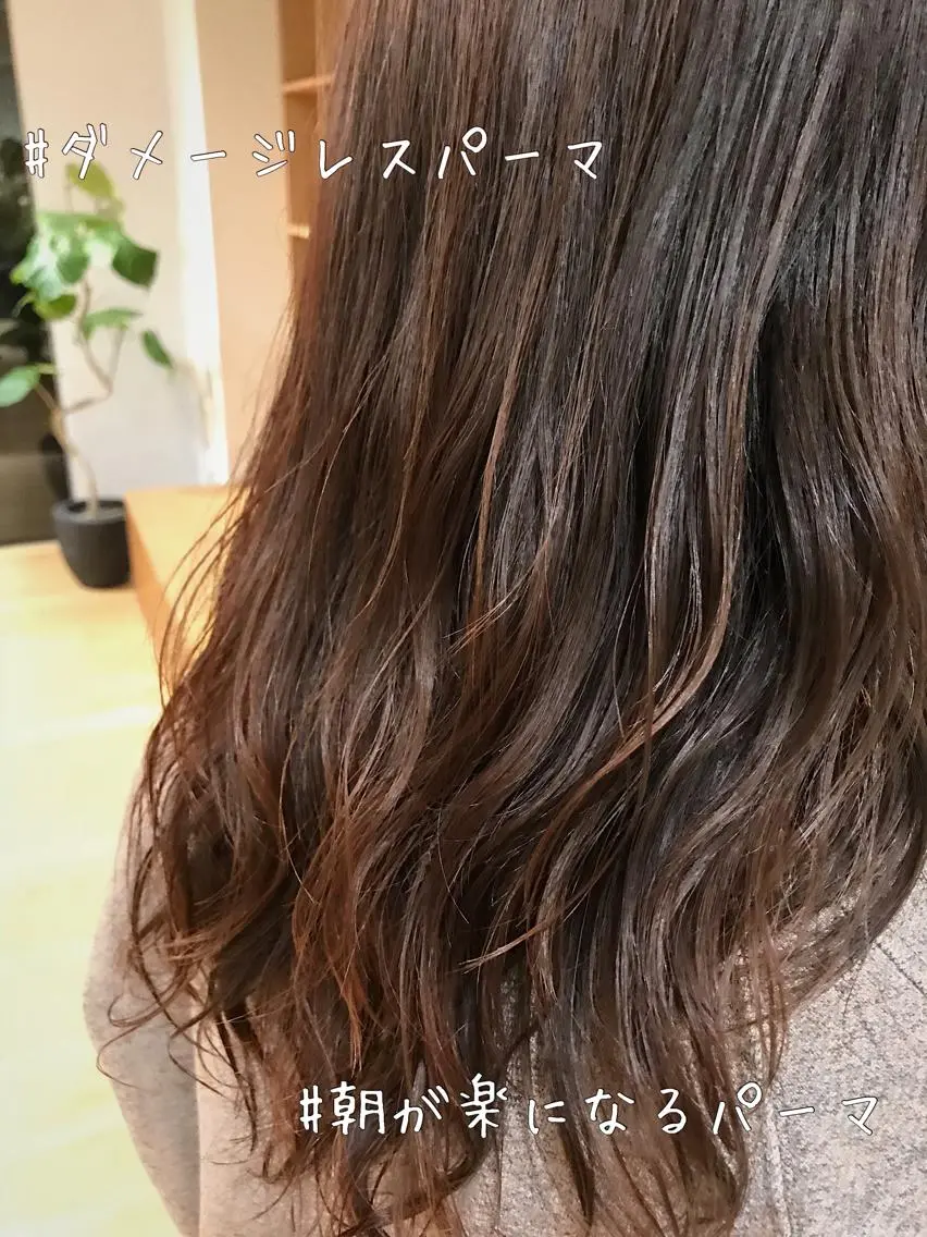 ミディアム カラー パーマ ヘアアレンジ ミディアムパーマ 松田 亮葉のヘアスタイル