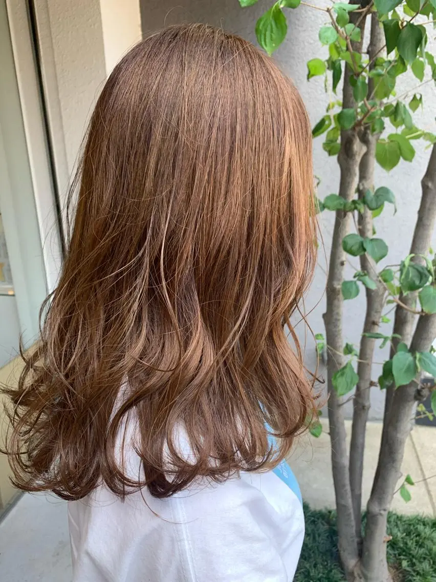 ロング カラー カット ヘアカラー トリートメント 大平 京佳のヘアスタイル