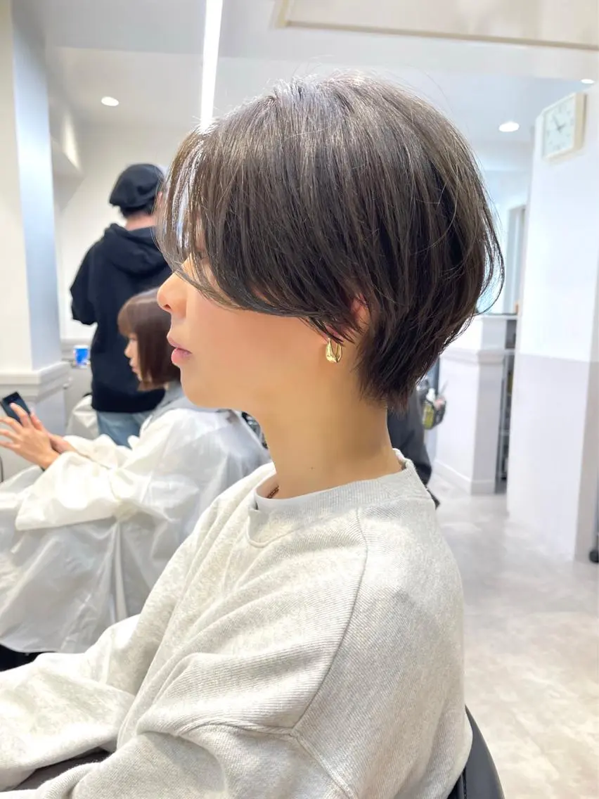 ショート オカダ ノゾミのヘアスタイル