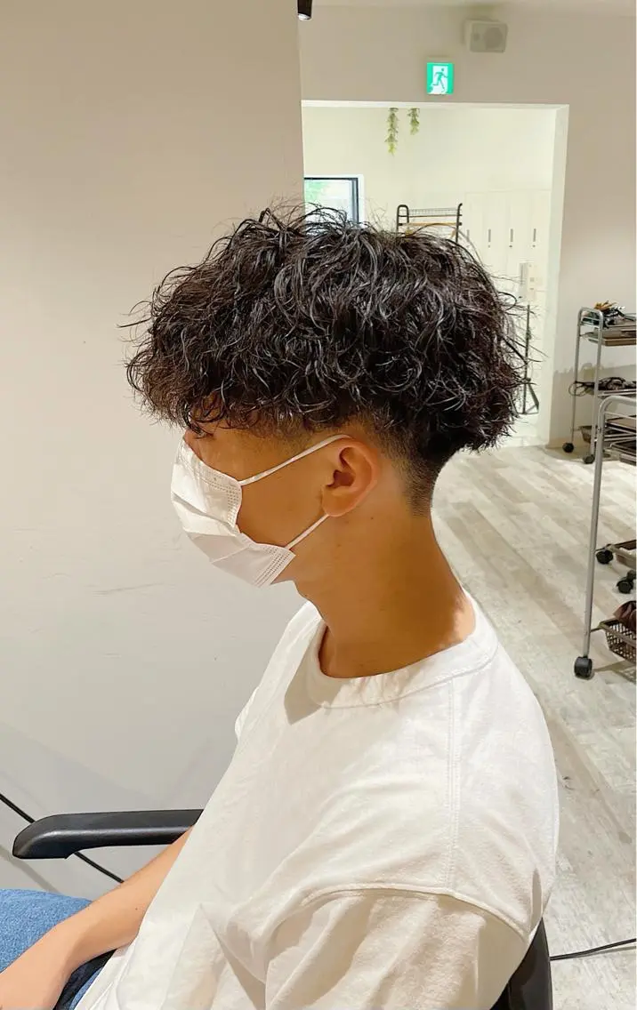 パーマ メンズ 升水 優太のヘアスタイル